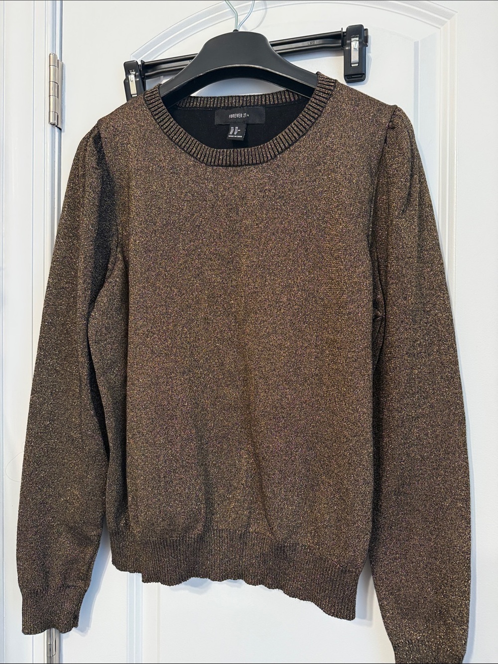 Forever 21 Men’s Shimmery Brown Crewneck Sweater